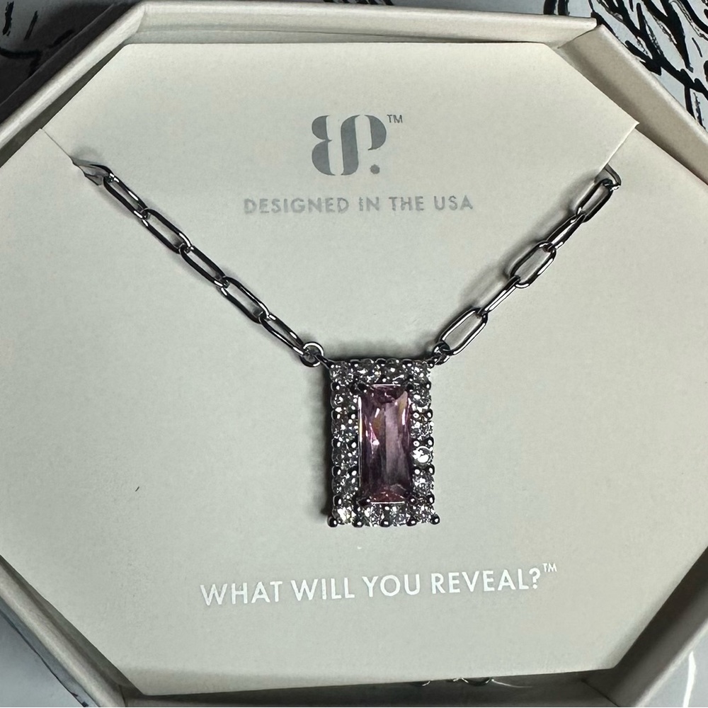 Elegant Rose Quartz Pendant Necklace